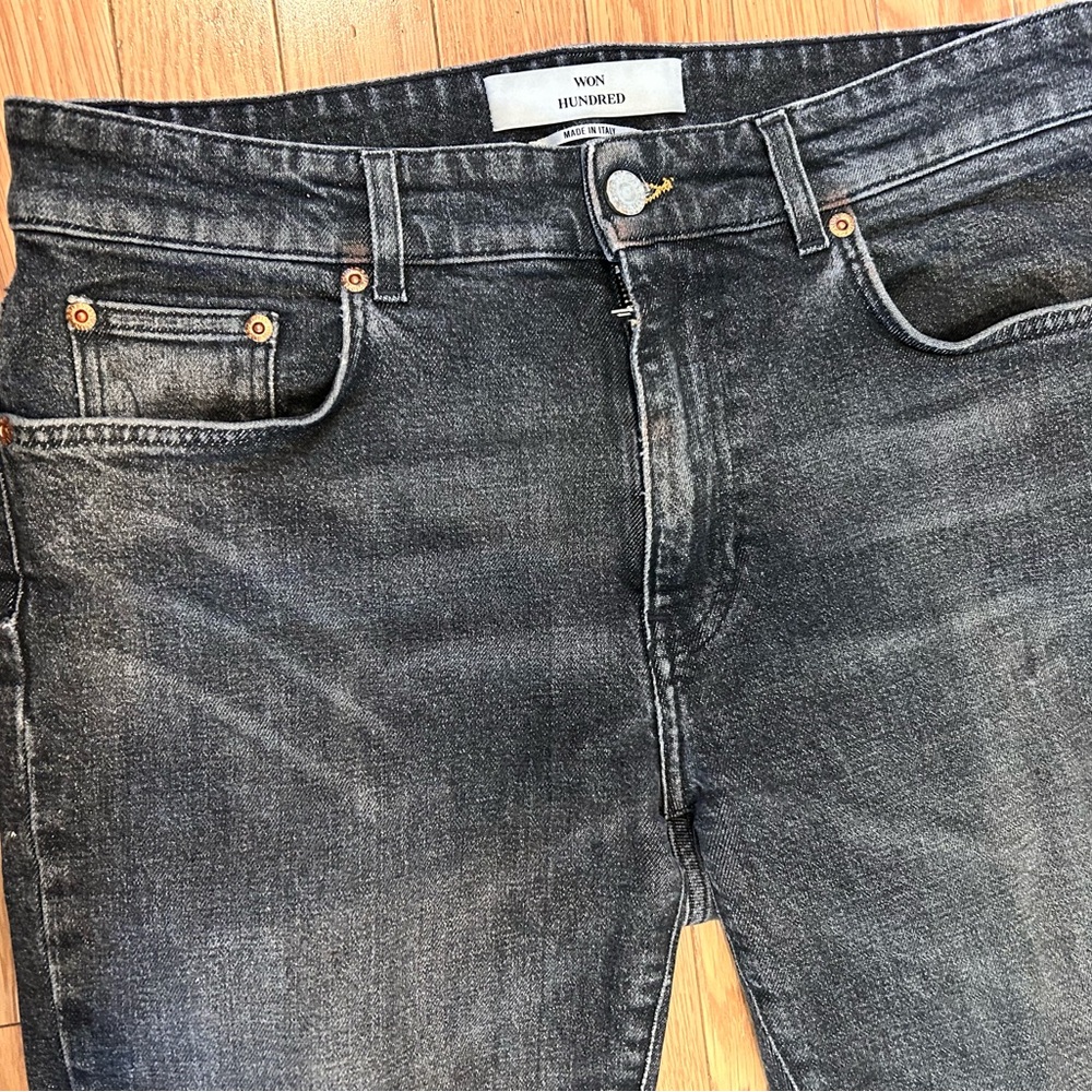 Won Hundred brand men’s black jeans.